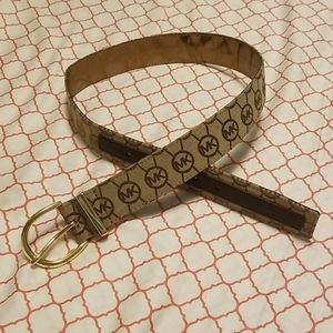 Michael kors logo belt